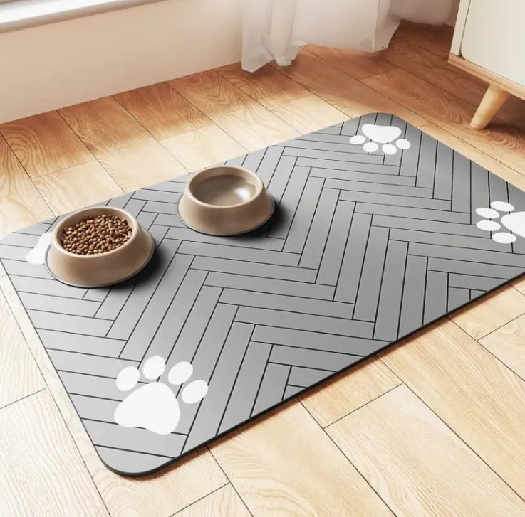 Non-Slip & Splash-Proof Pet Feeding Mat – Keep Mealtime Mess-Free! - Naved Products